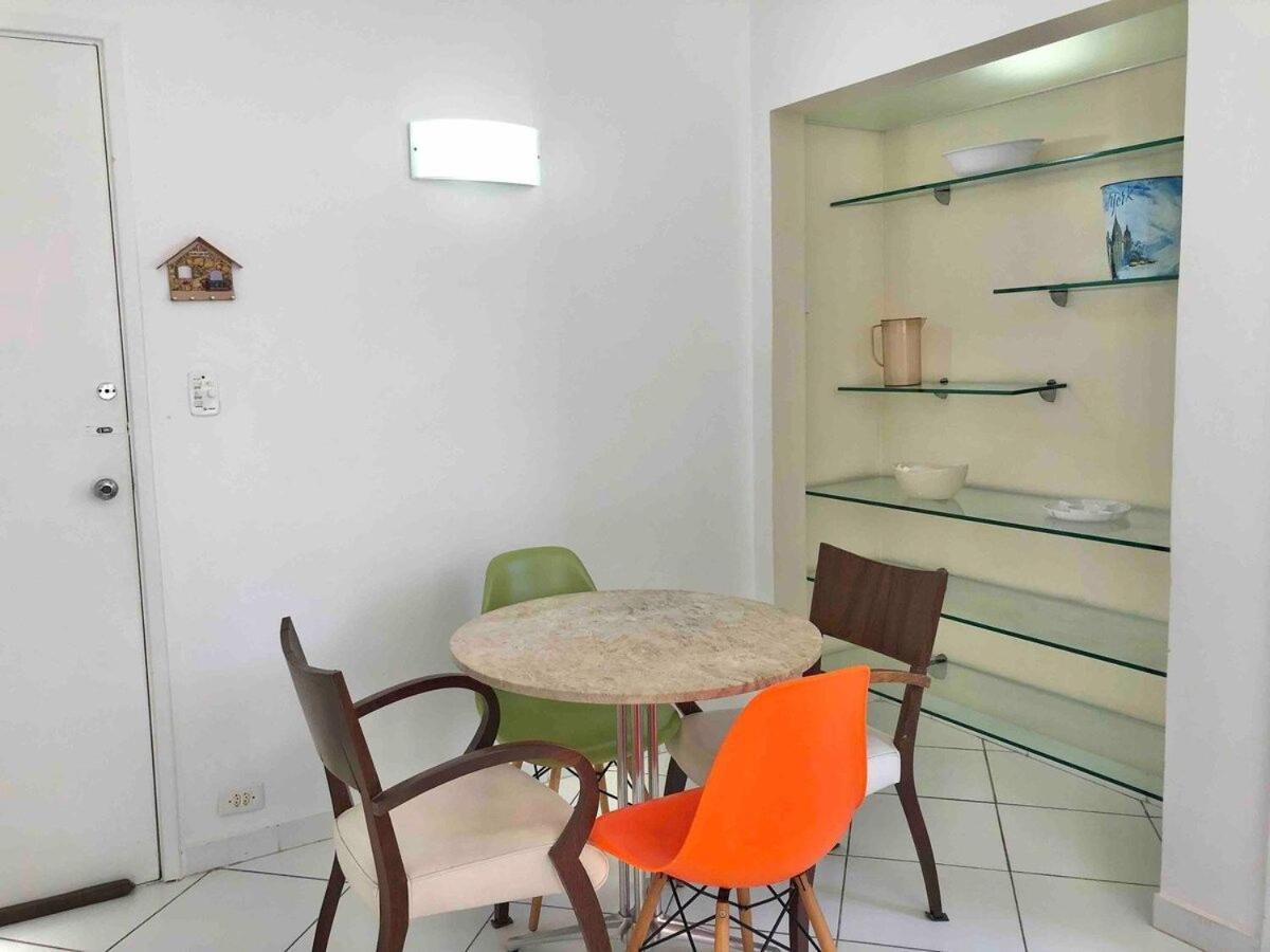 Na Pitangueiras - 1 Vaga Apartment