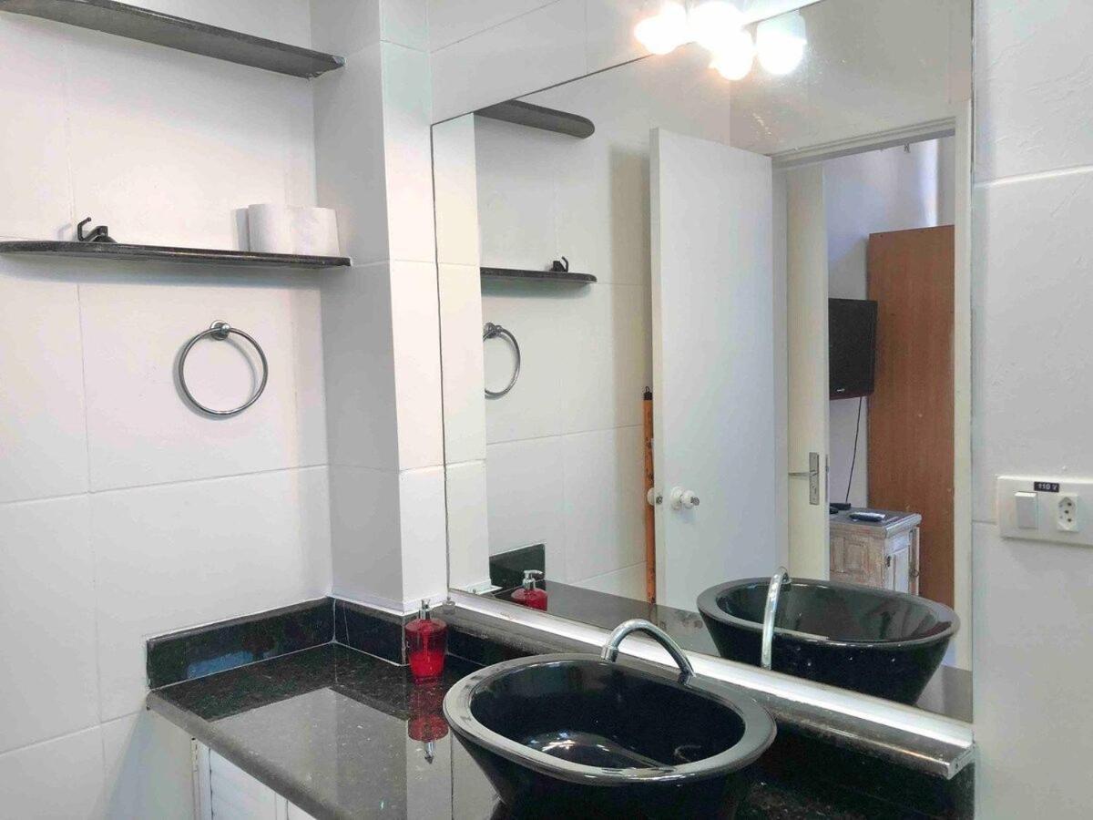 Na Pitangueiras - 1 Vaga Apartment